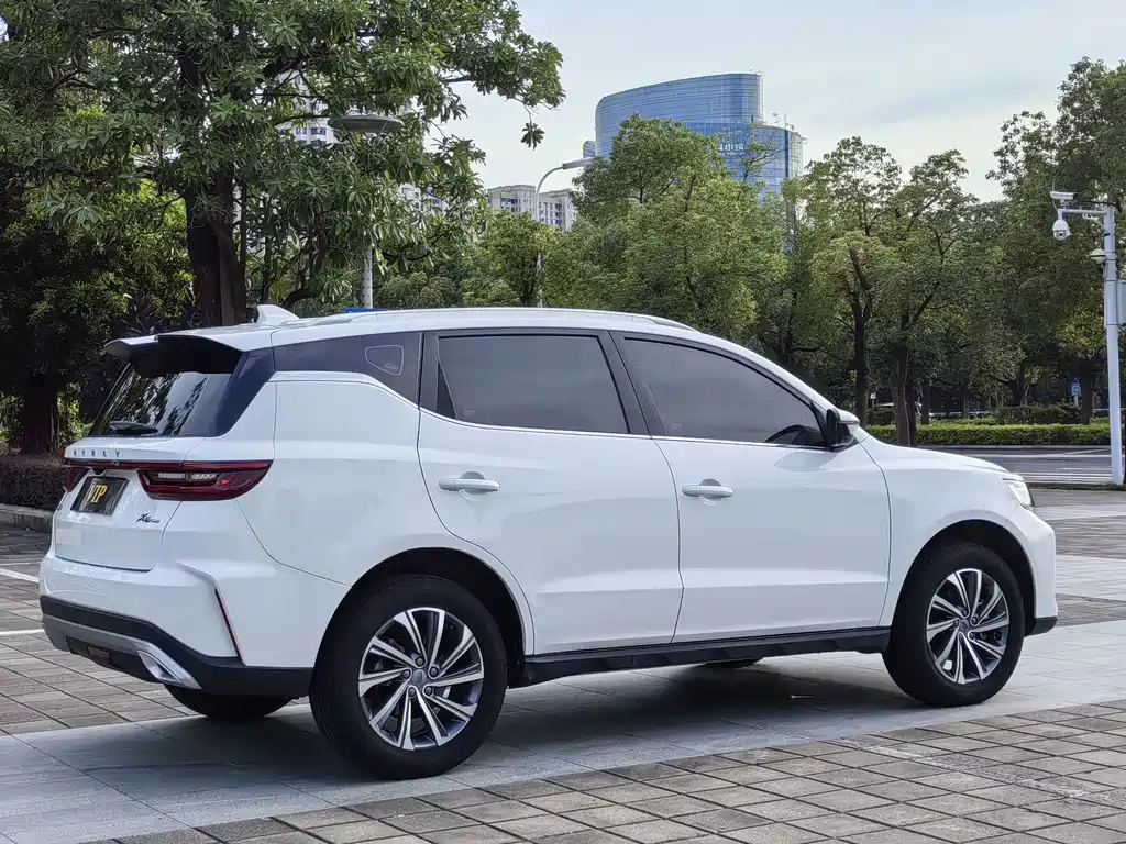 Geely Vision X6 — фото 5