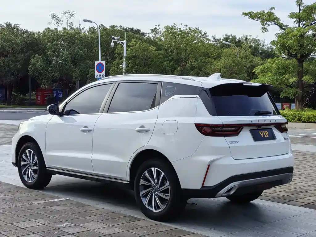 Geely Vision X6 — фото 7