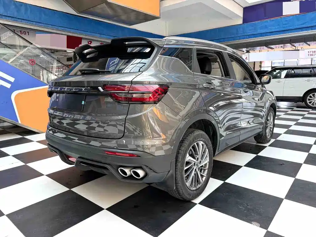 Geely Binyue — фото 15