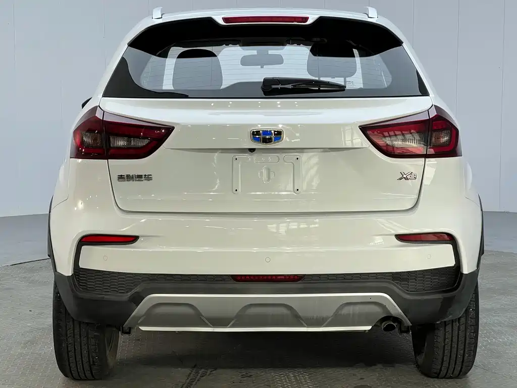 Geely Vision X3 — фото 13