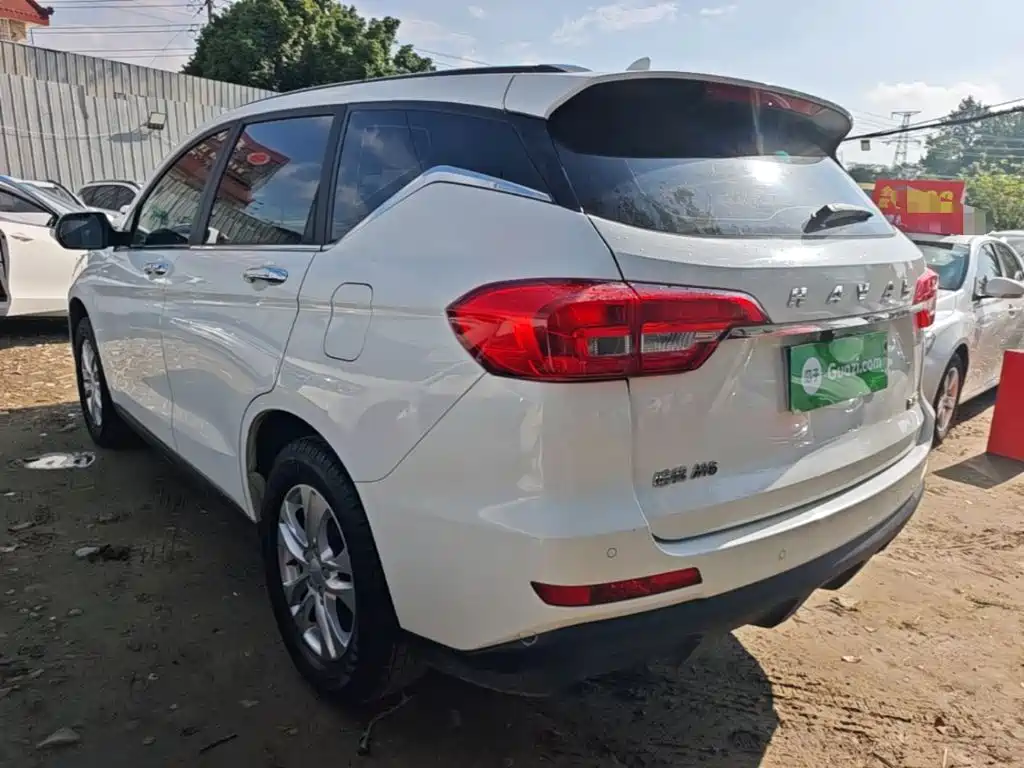 Haval M6 — фото 5