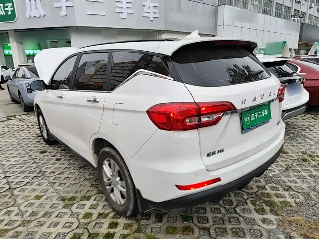 Haval M6 — фото 5