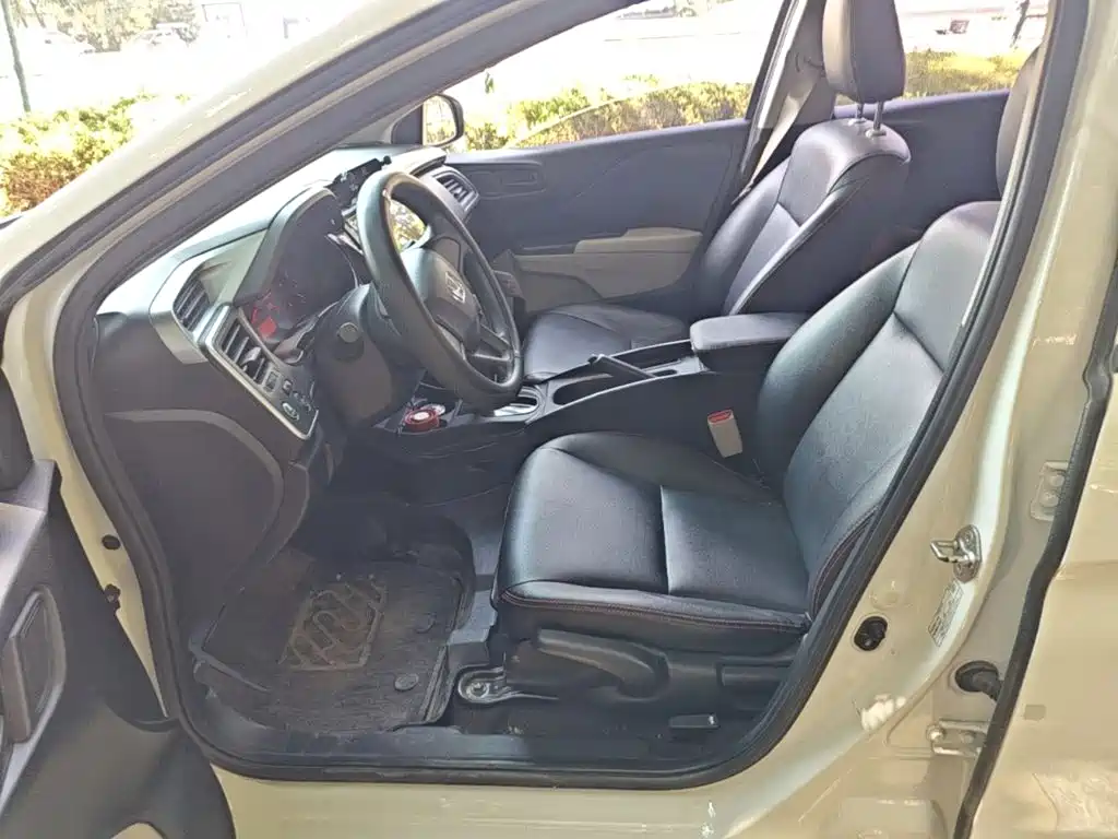 Honda City — фото 15