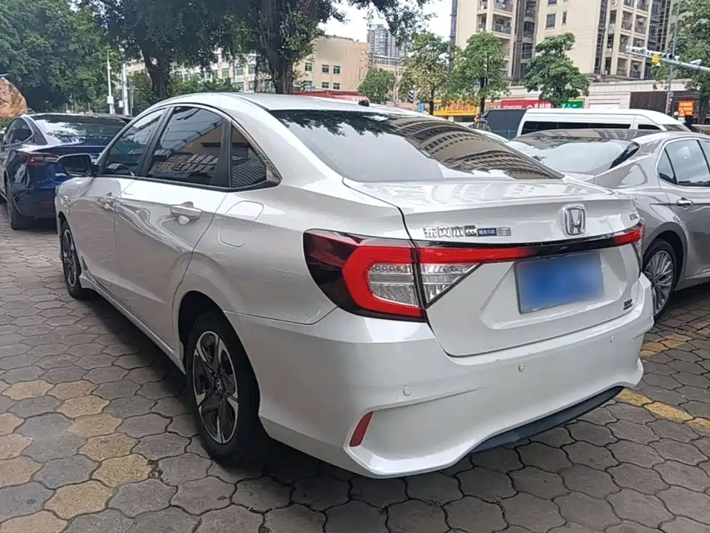 Honda Envix — фото 5