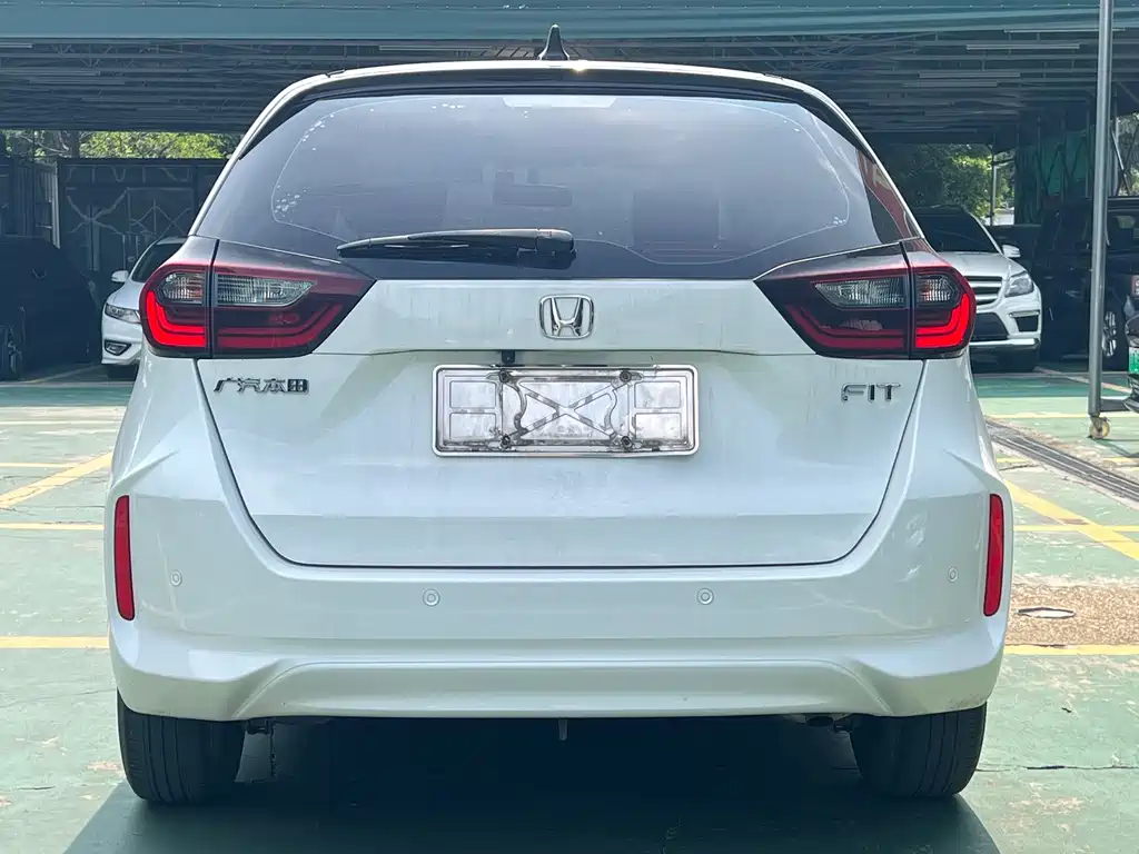 Honda Fit — фото 3