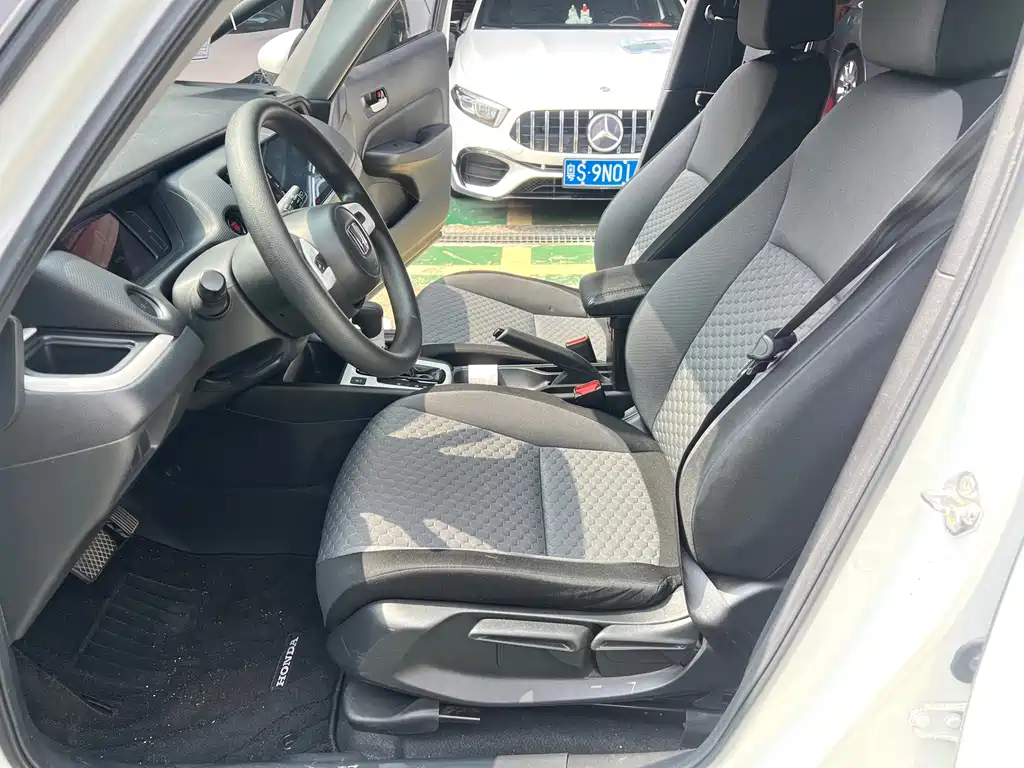 Honda Fit — фото 6
