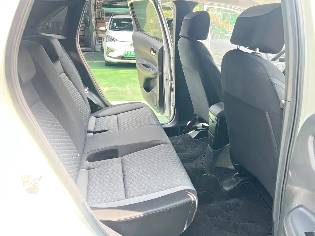Honda Fit — фото 9