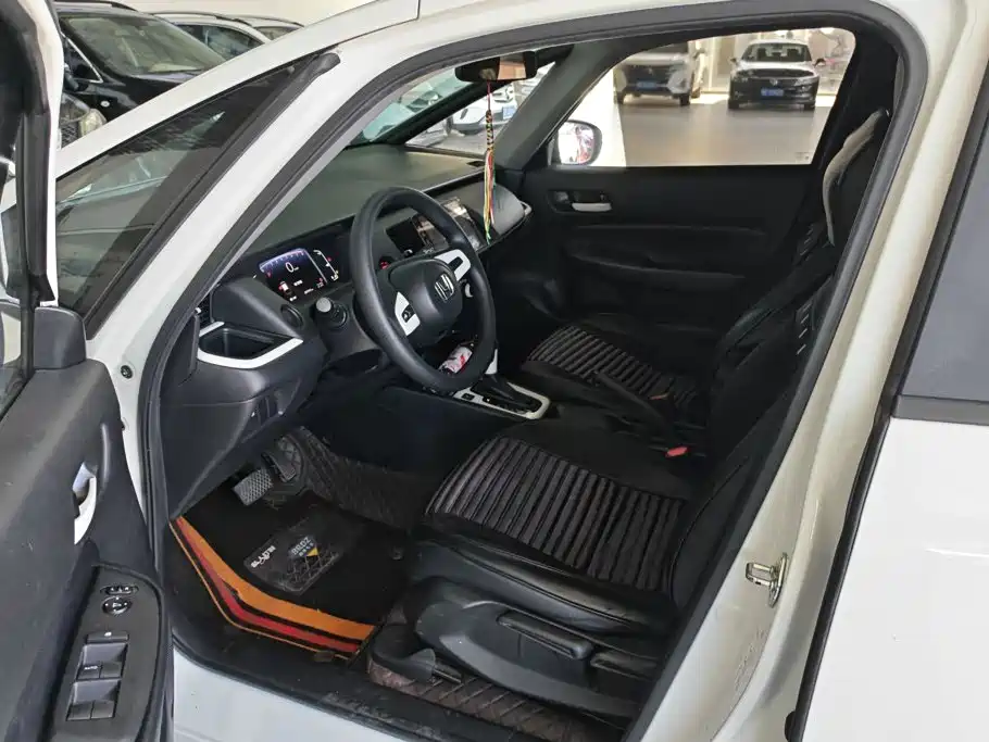 Honda Fit — фото 9