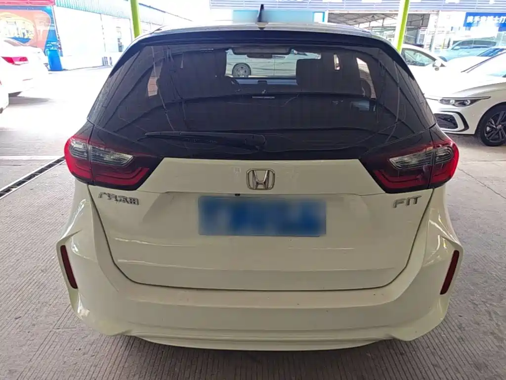 Honda Fit — фото 6