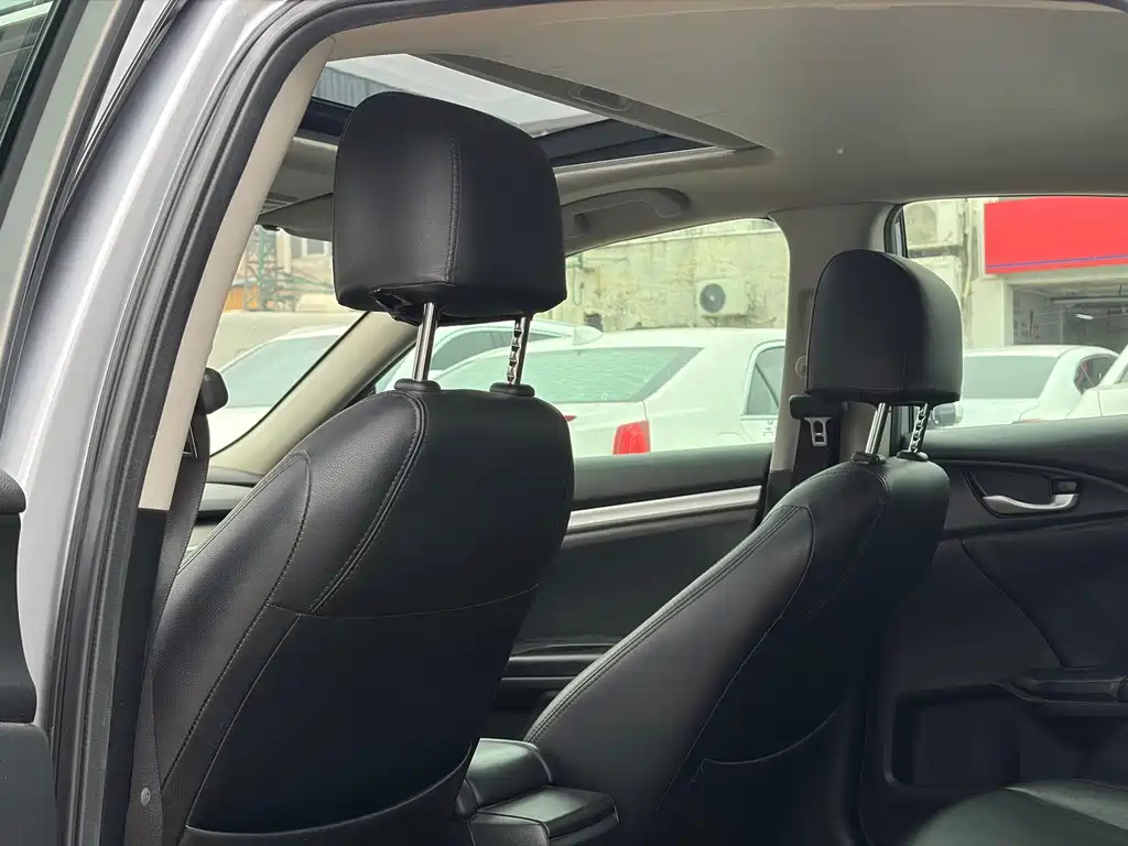 Honda Civic — фото 5