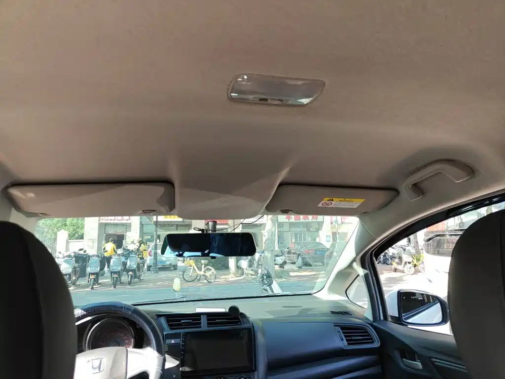 Honda Fit — фото 14