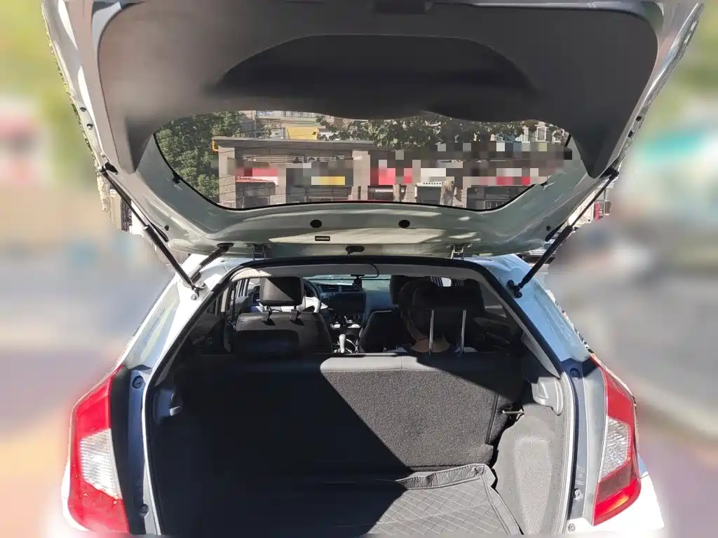 Honda Fit — фото 15