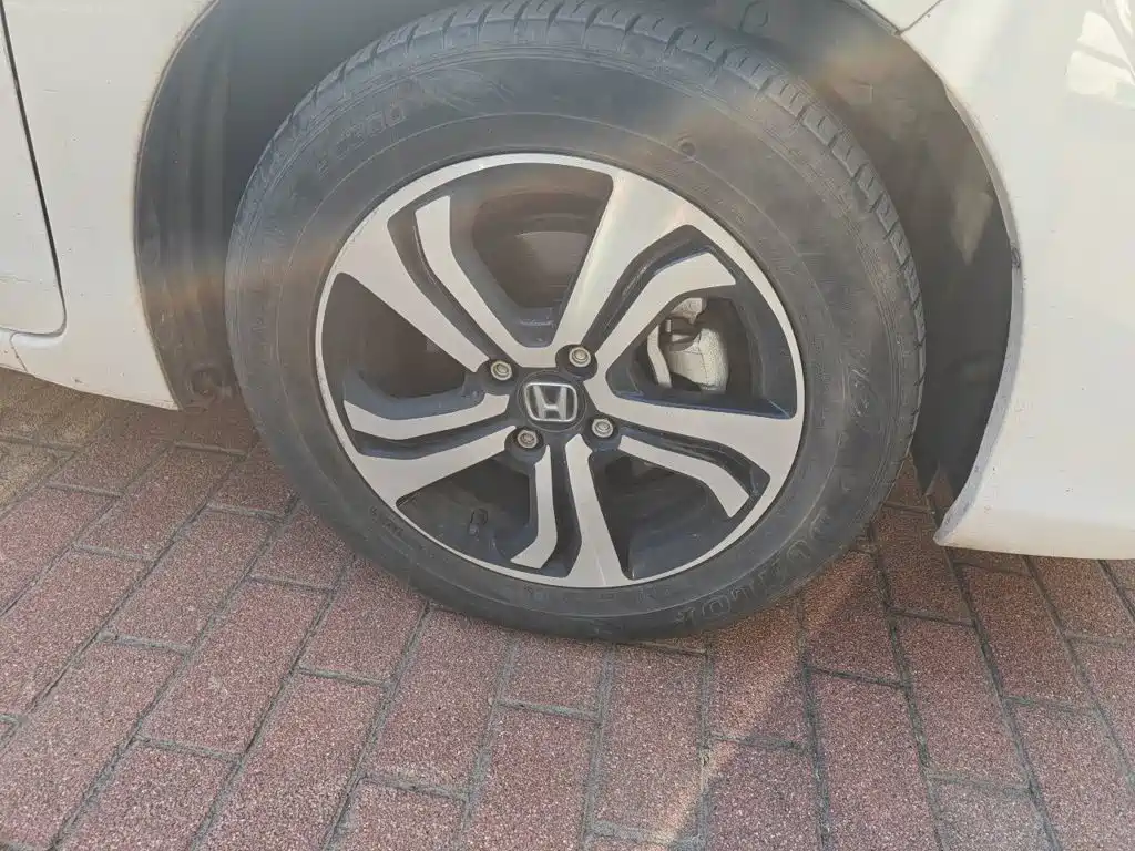 Honda Fit — фото 24
