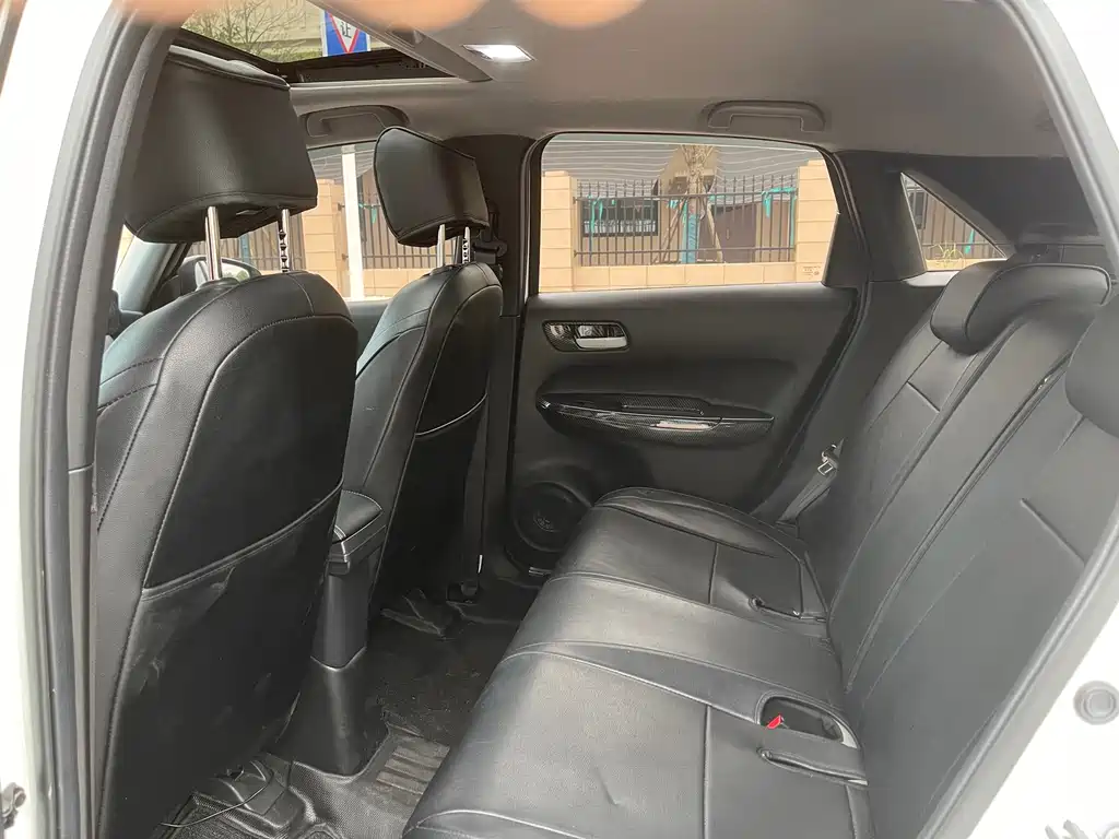Honda Fit — фото 5