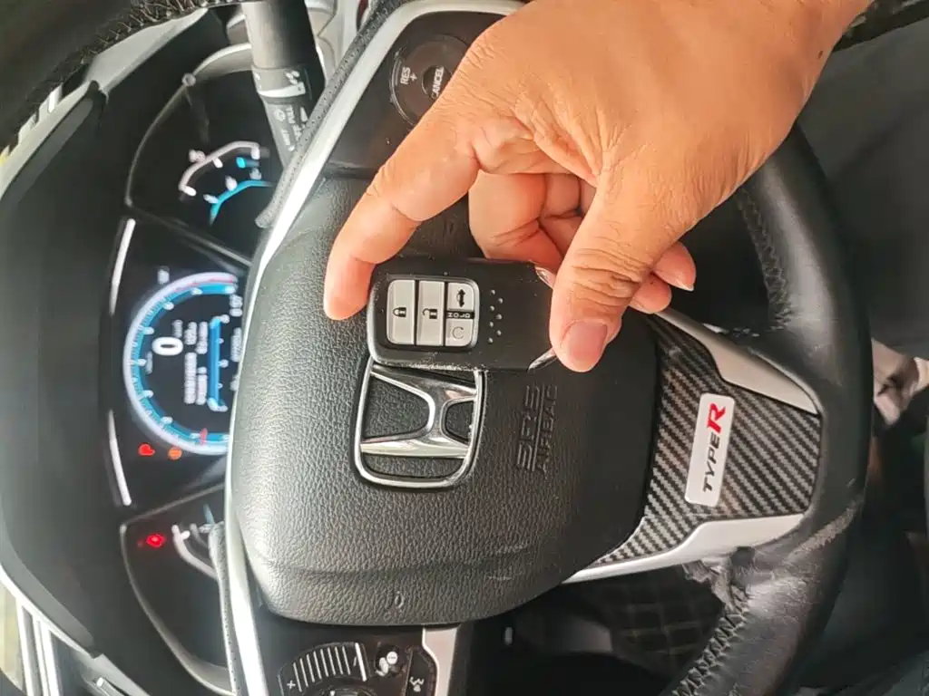 Honda Civic — фото 17