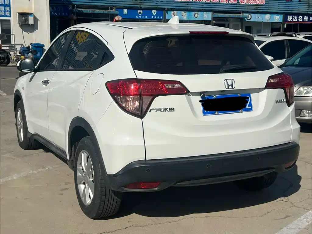 Honda Vezel — фото 3