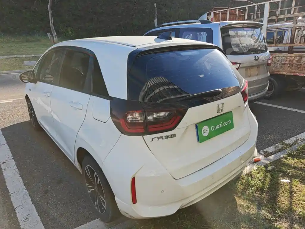 Honda Fit — фото 5