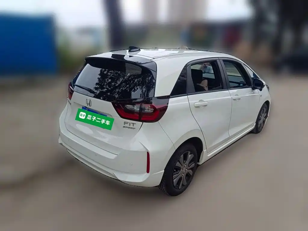 Honda Fit — фото 4