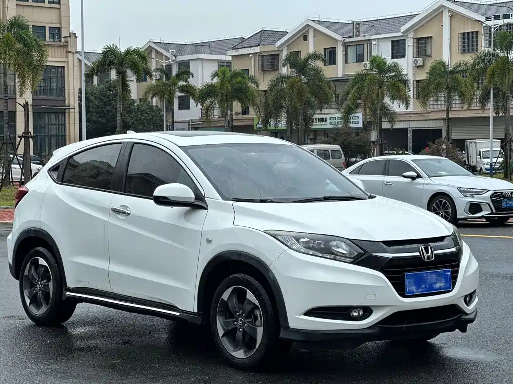 Honda Vezel — фото 3