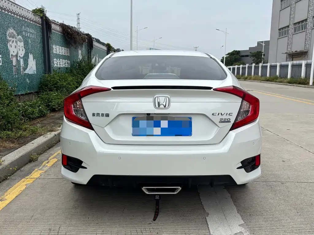 Honda Civic — фото 11