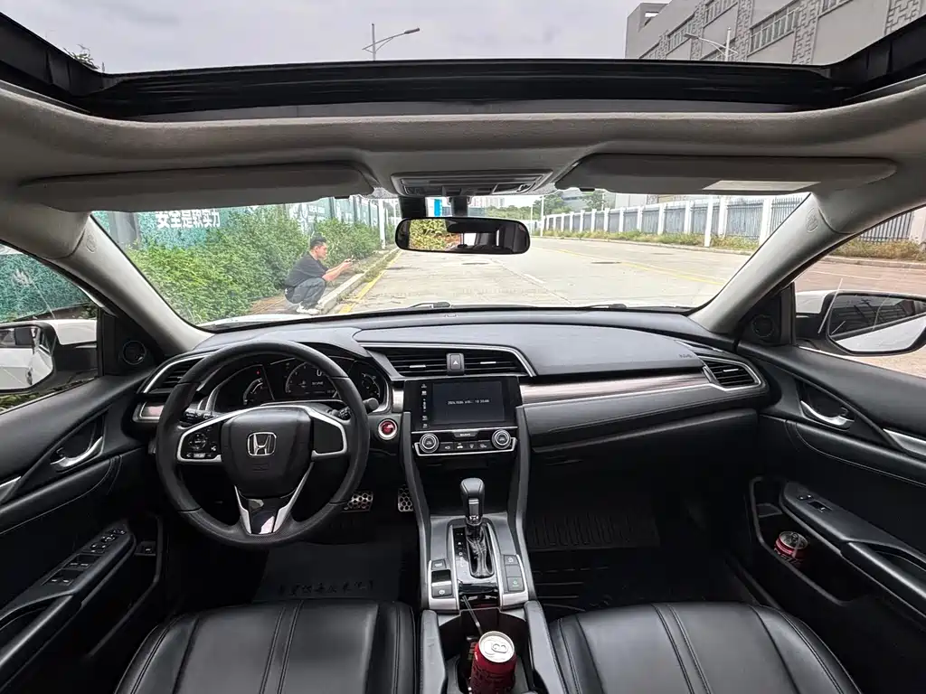 Honda Civic — фото 6