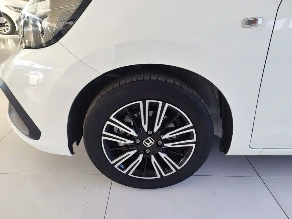 Honda Fit — фото 23