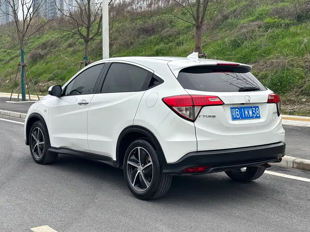 Honda Vezel — фото 7