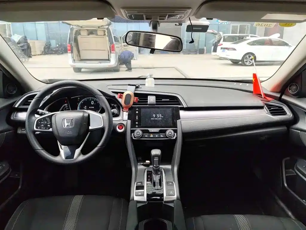 Honda Civic — фото 6