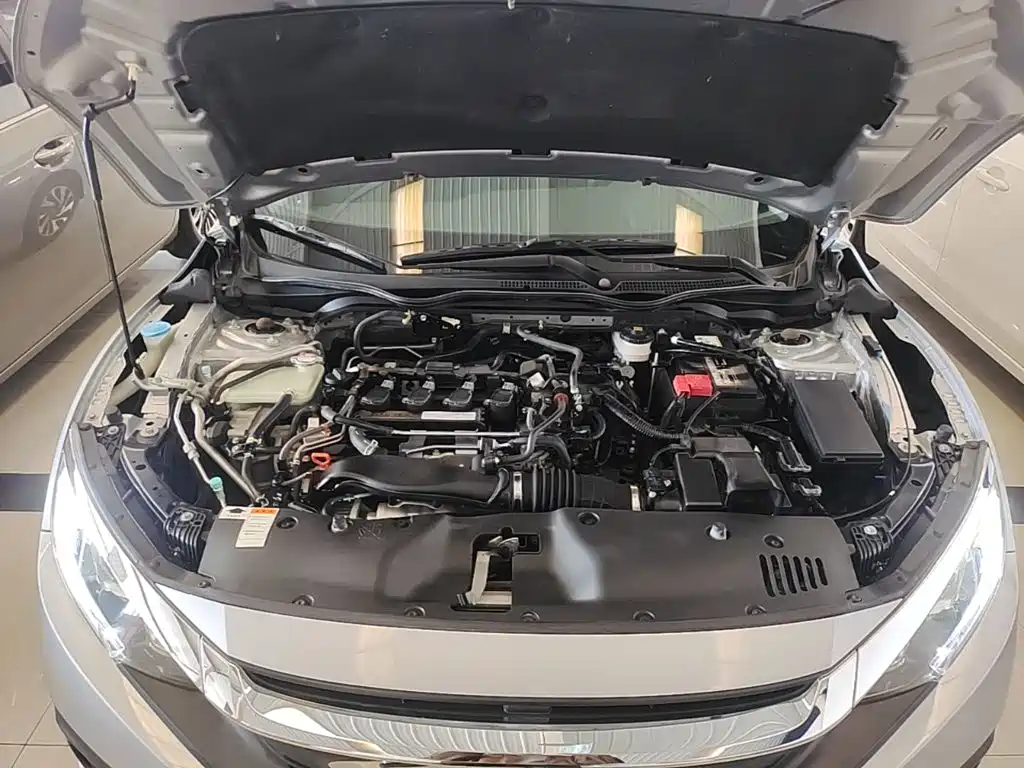 Honda Civic — фото 20