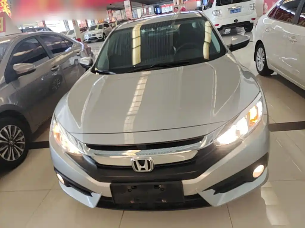 Honda Civic — фото 3