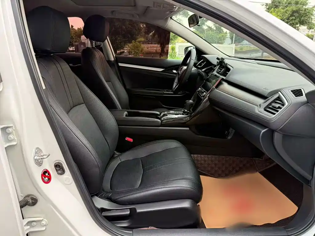 Honda Civic — фото 20