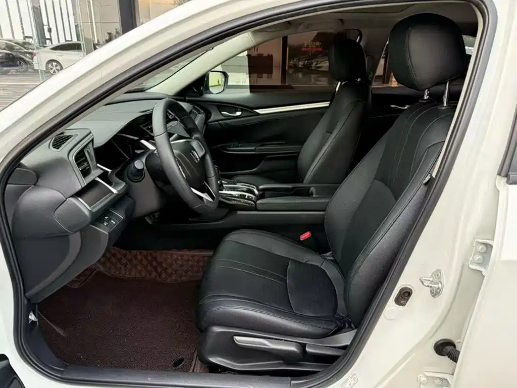 Honda Civic — фото 21
