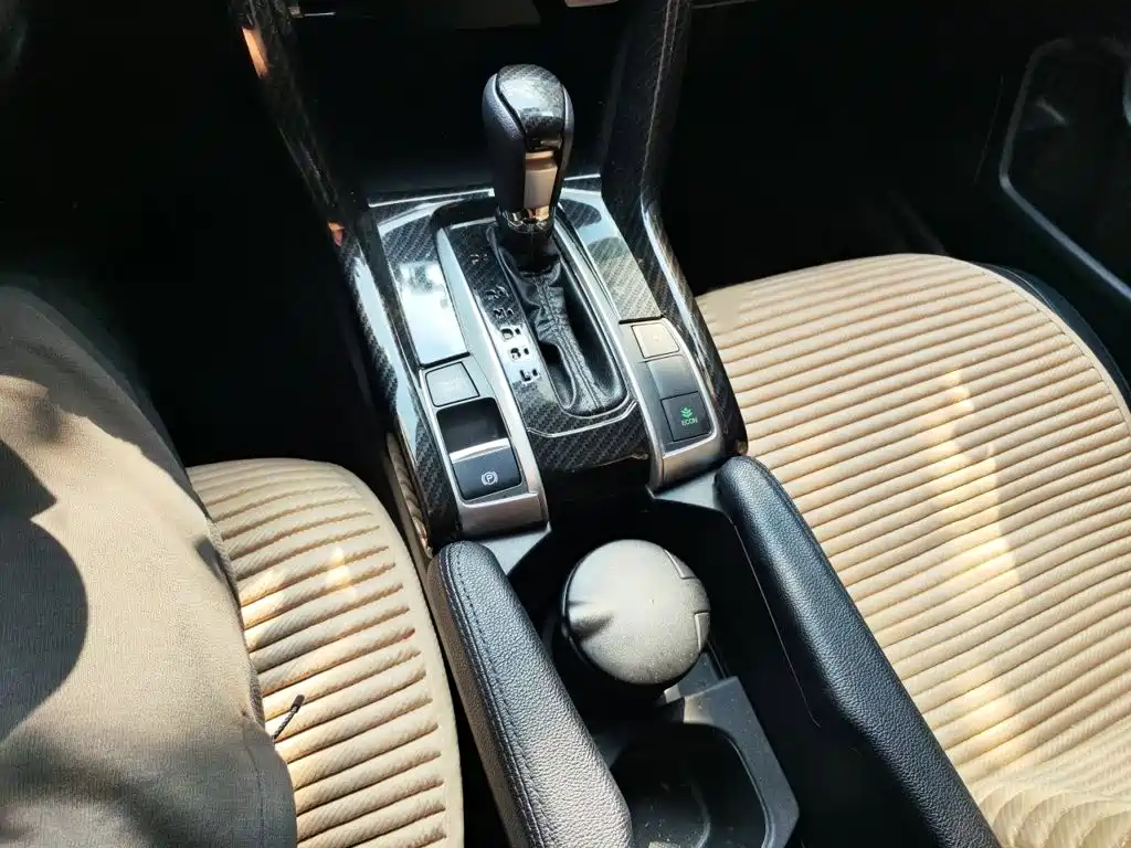 Honda Civic — фото 9