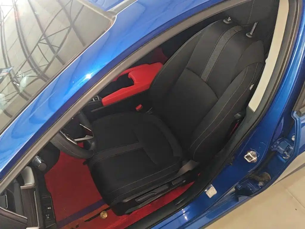 Honda Civic — фото 15