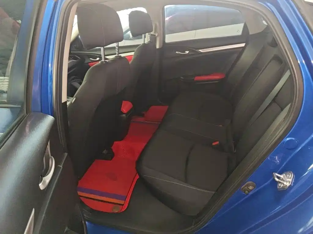 Honda Civic — фото 17