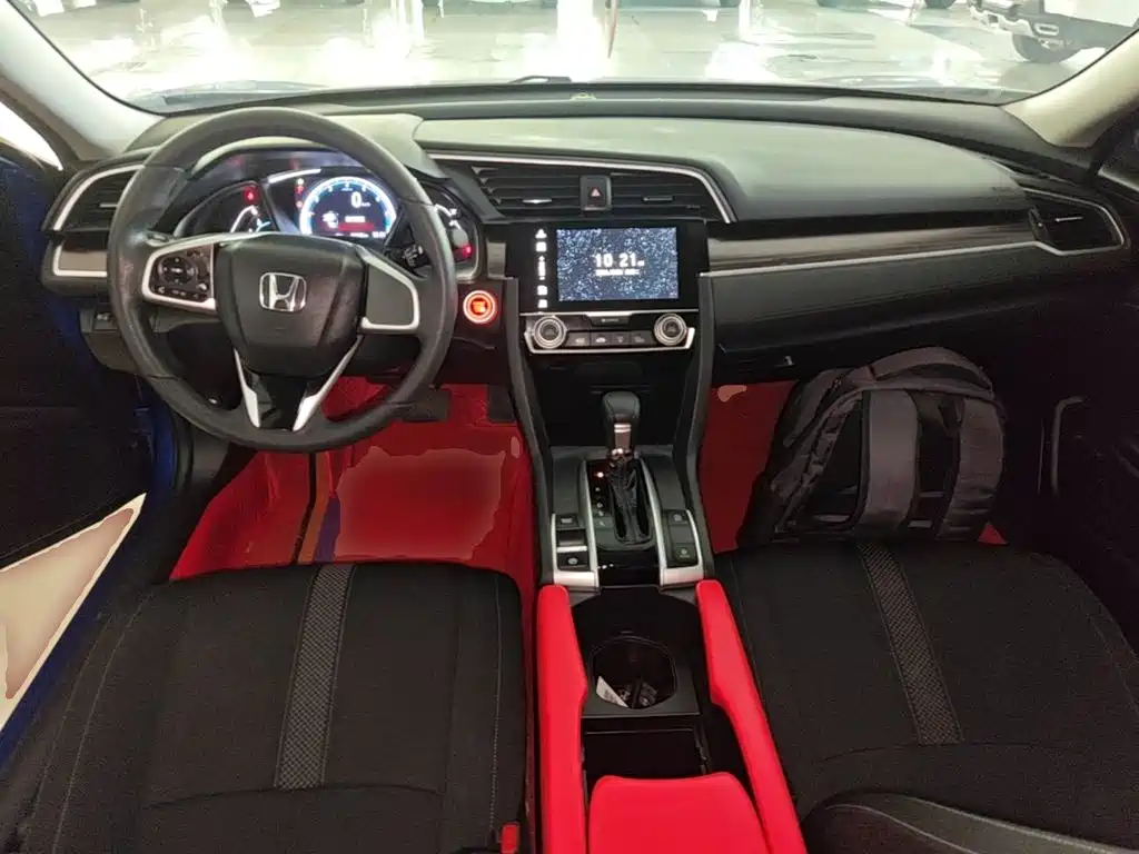 Honda Civic — фото 10