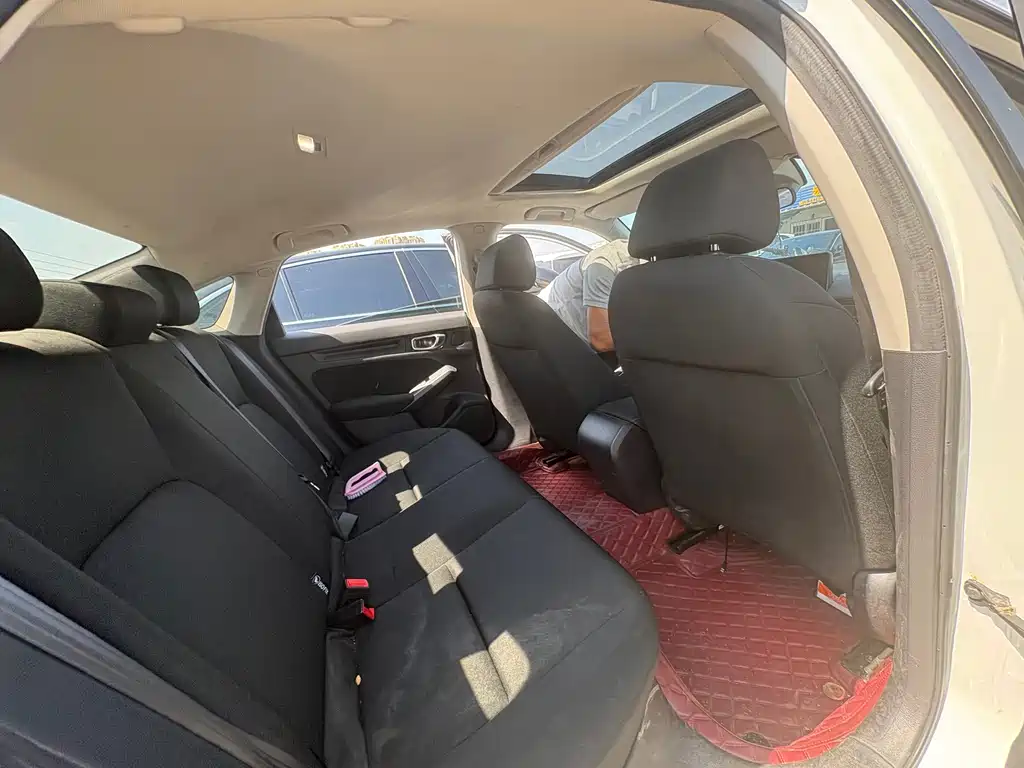 Honda Civic — фото 11