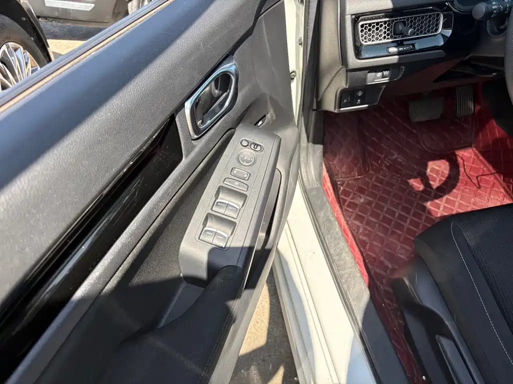 Honda Civic — фото 7