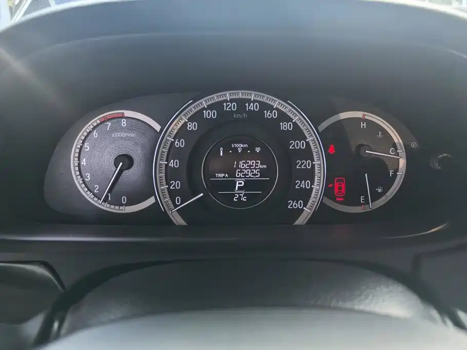 Honda Accord — фото 14