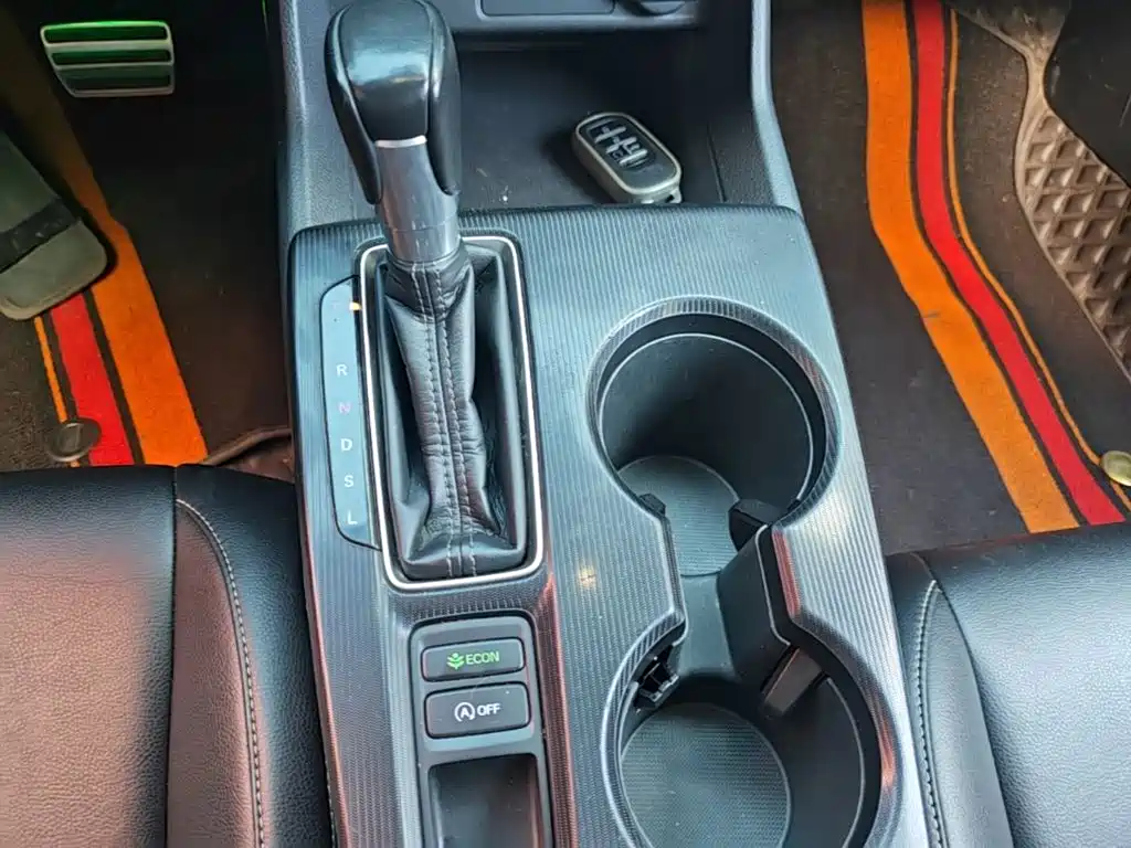 Honda Civic — фото 14