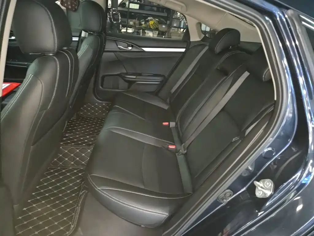 Honda Civic — фото 13