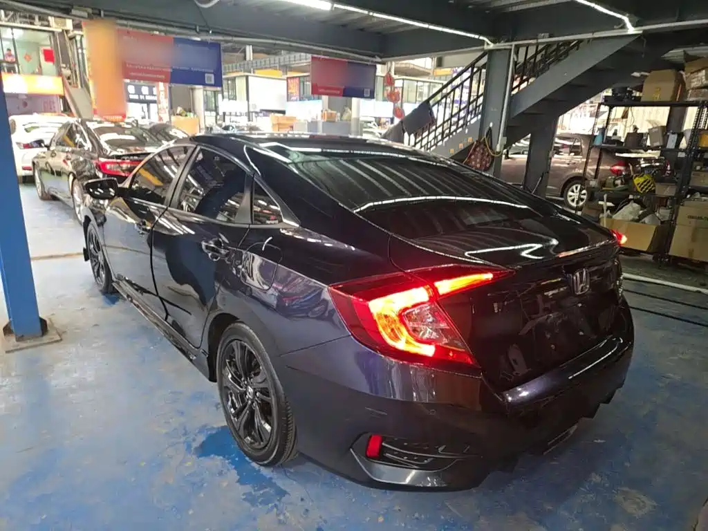 Honda Civic — фото 23