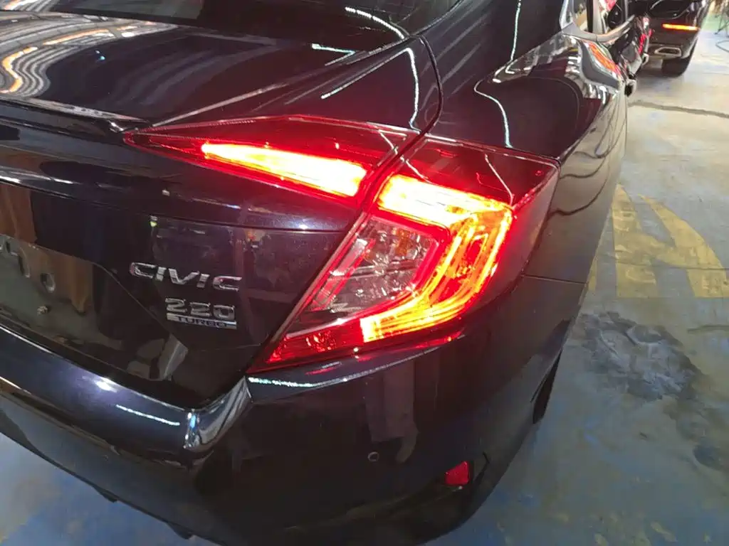 Honda Civic — фото 24