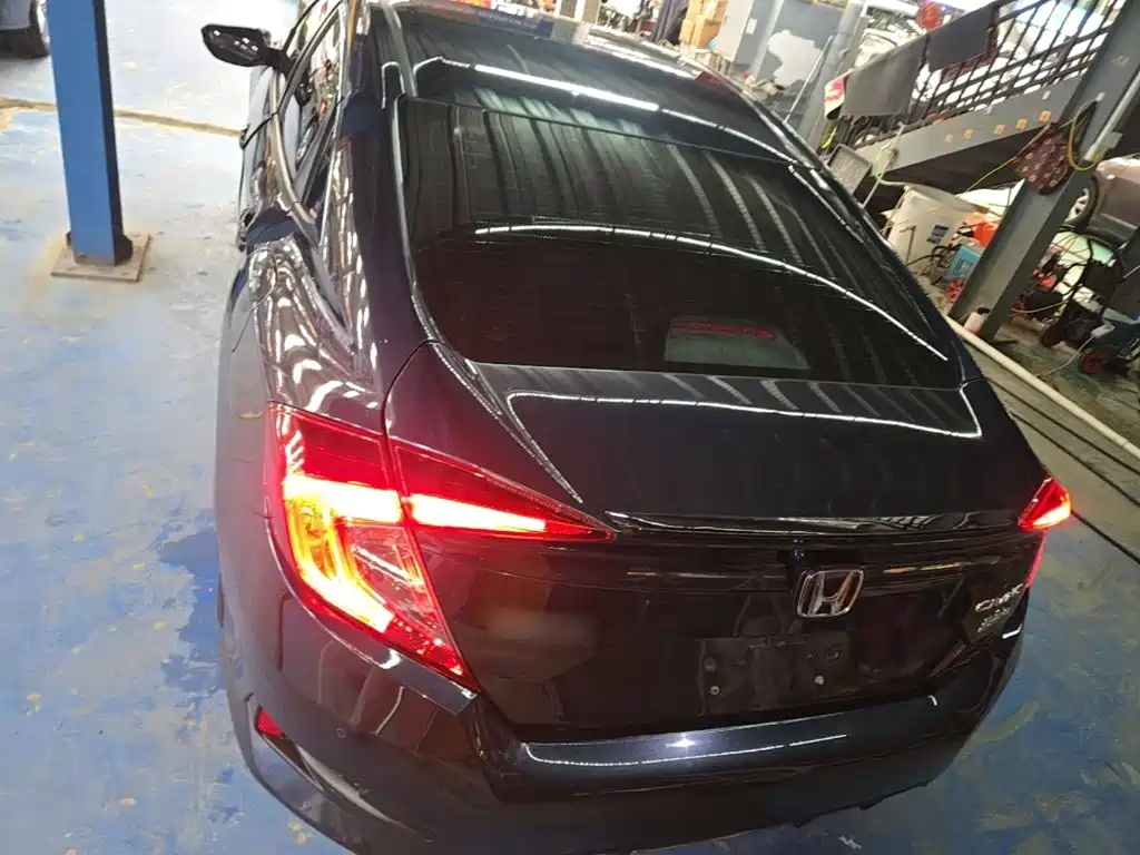 Honda Civic — фото 4