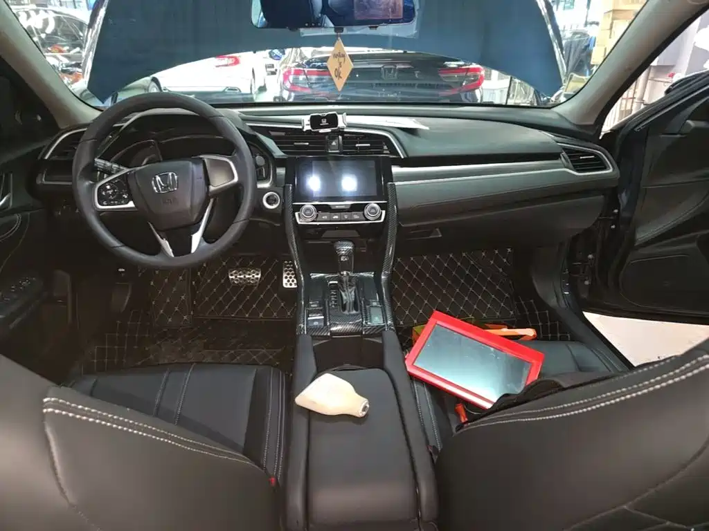 Honda Civic — фото 6