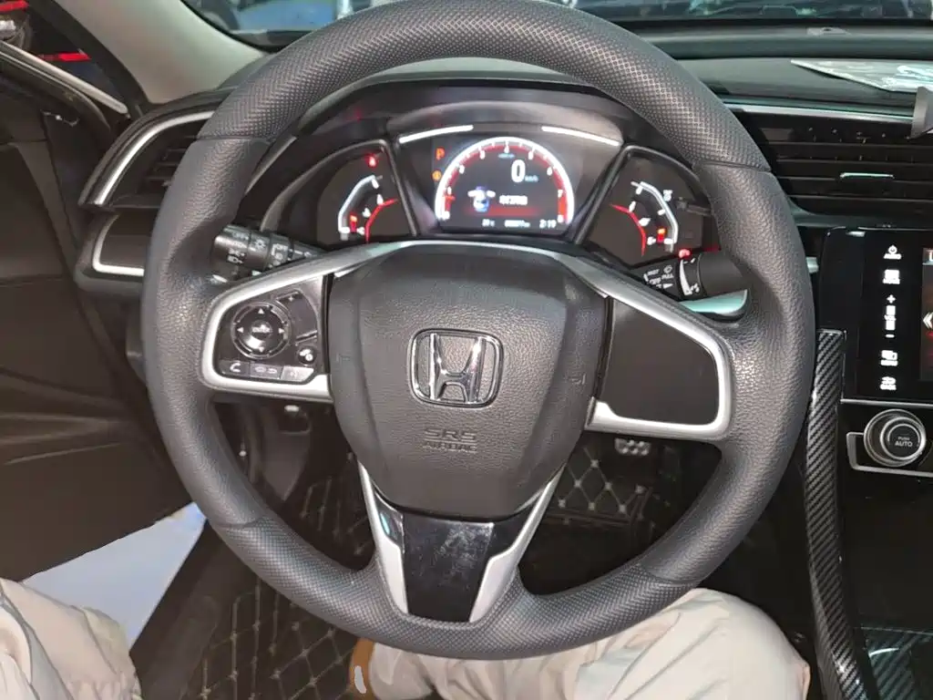 Honda Civic — фото 7