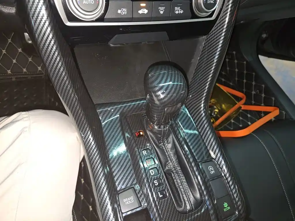 Honda Civic — фото 10