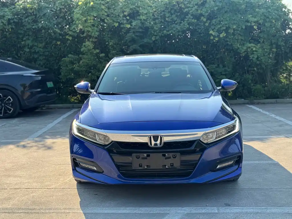 Honda Accord — фото 2