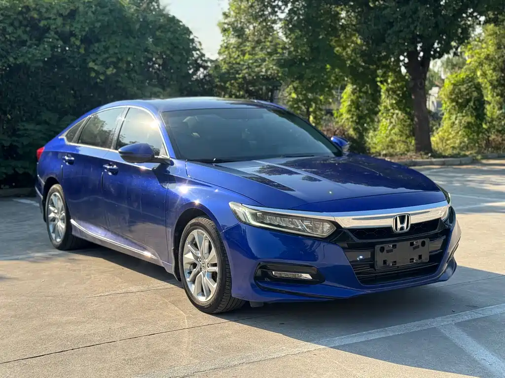 Honda Accord — фото 3