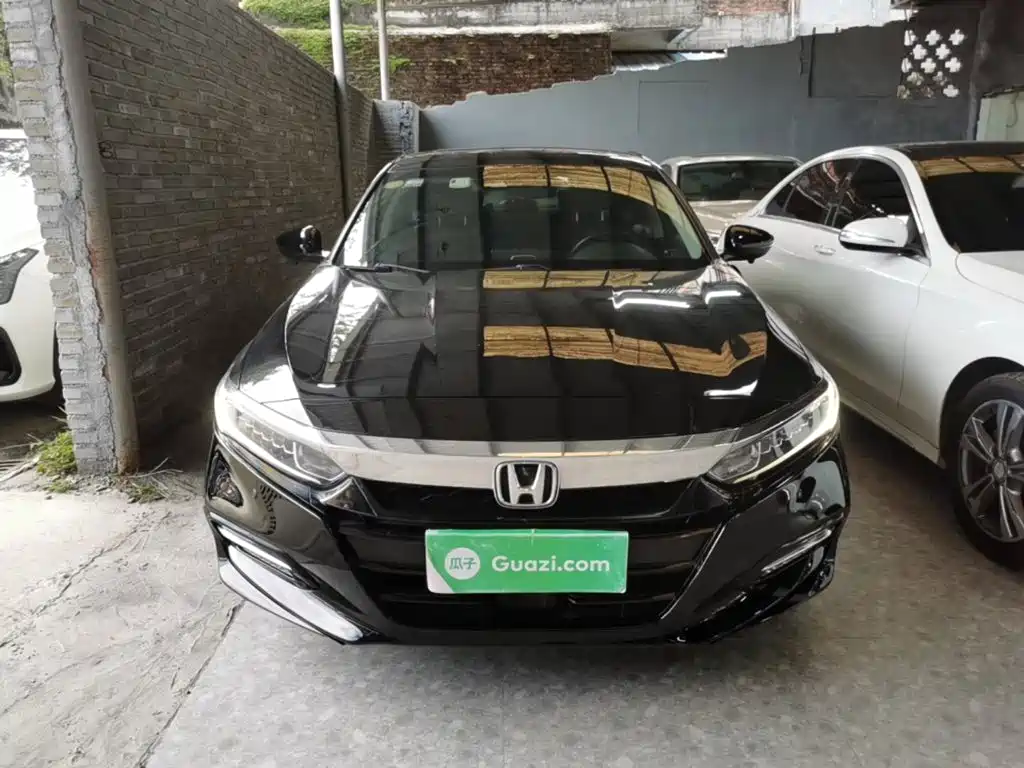 Honda Accord — фото 3